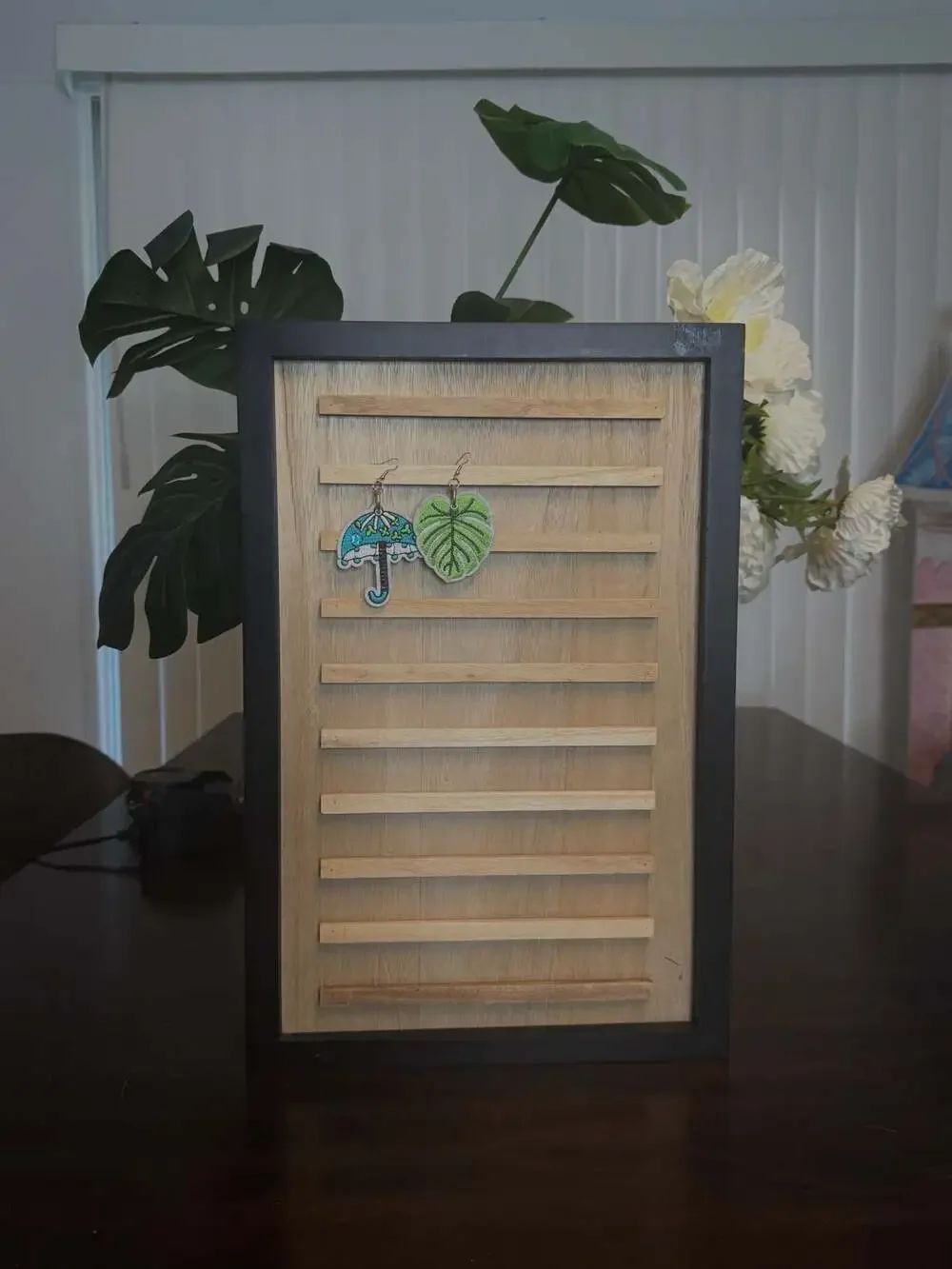 Wooden Earring Display Organizer Rack with Black Frame